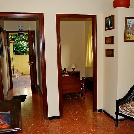 Kır Evi De Tio Felix Vega de San Mateo